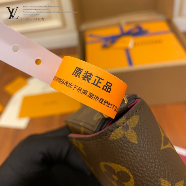 心意之選｜M61276 三件套手包斜背包｜商品實拍視角 05