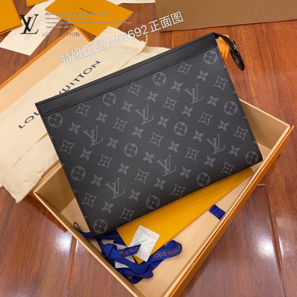 心意之選|M61692 手包|送禮情境實拍視角