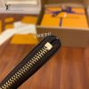 gucciaaa-38681-gallery-75540-bfff10f209aa5971 心意之選|M68756 三合一手包|商品實拍視角 05