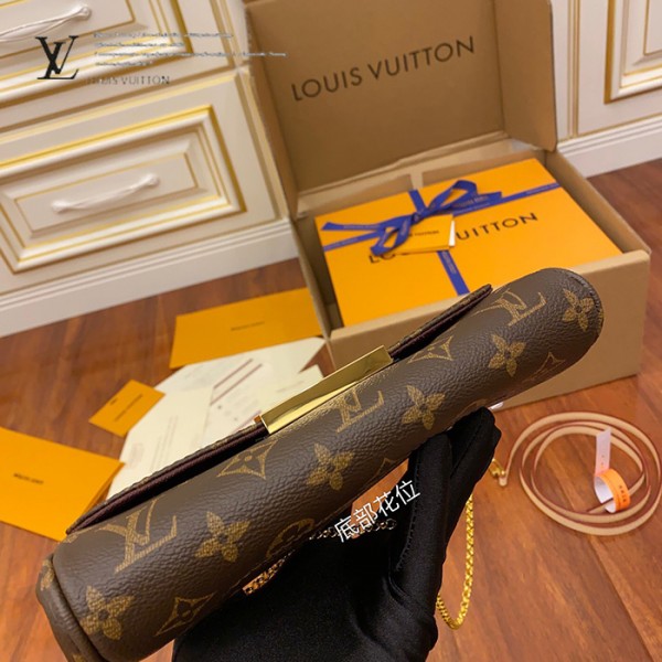 gucciaaa-38683-gallery-75563-81703325bdd6d250 心意之選|M40717 小號斜背包晚宴包|商品實拍視角 05