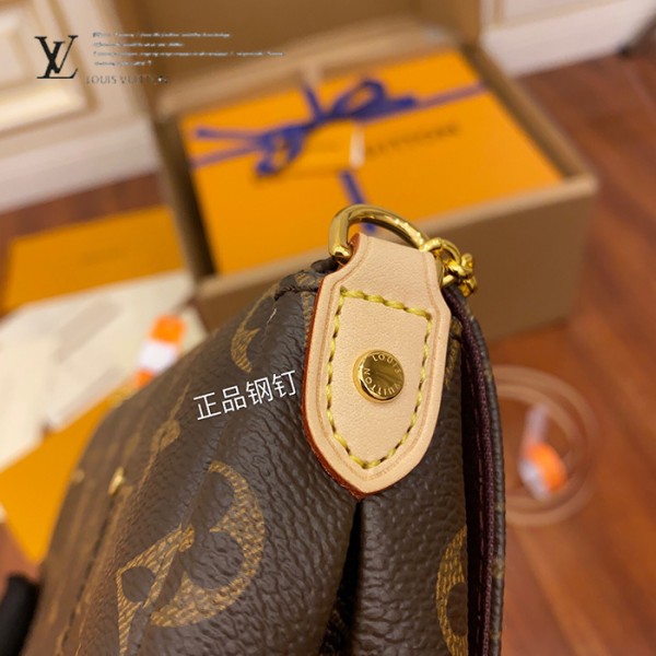 gucciaaa-38683-gallery-75564-93d367a2a60b2aad 心意之選|M40717 小號斜背包晚宴包|商品實拍視角 06