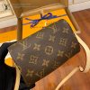 gucciaaa-38684-gallery-75579-7963b04d6ec1ee8f 心意之選|M61252 NANO mini枕頭包|商品實拍視角 11