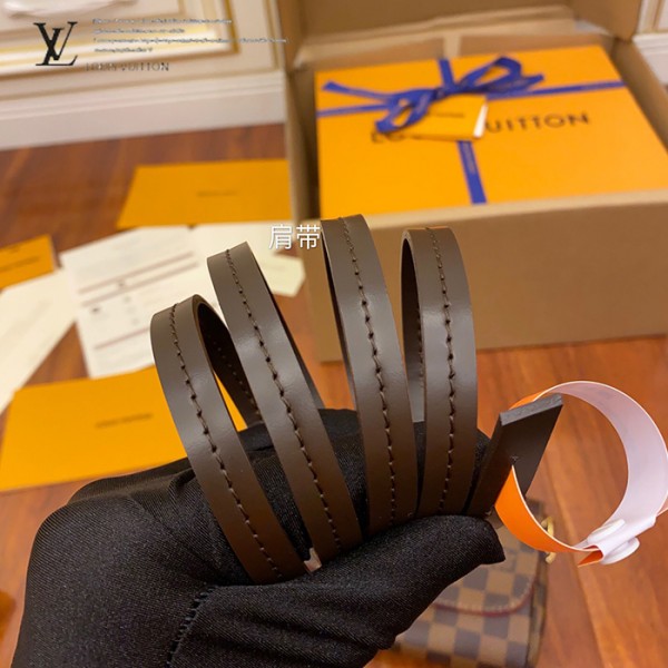 gucciaaa-38685-gallery-75587-a94999f7e7b3538a 心意之選|N41276 小號斜背包|商品實拍視角 05