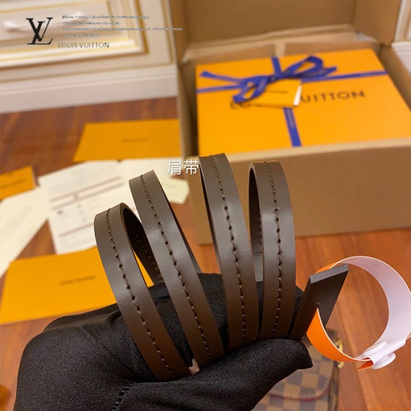 gucciaaa-38688-gallery-75617-8c8b472130d68b47 心意之選|N41129 小號斜背包|商品實拍視角 03