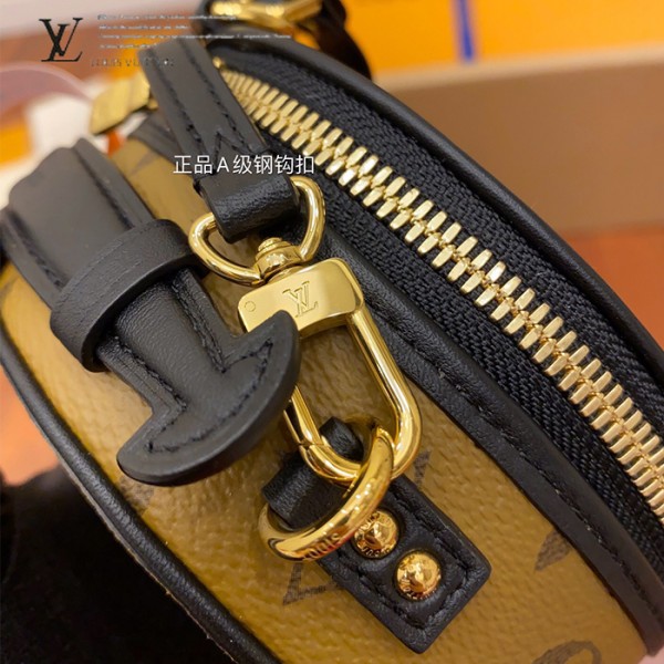 gucciaaa-38691-gallery-75659-a0329118f3f01d6d 心意之選|M68276 斜背包 圓餅包|送禮情境實拍視角