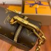 gucciaaa-38693-gallery-75691-6091e38d26769afc 心意之選|M44914 手機包|送禮情境實拍視角