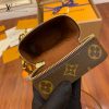 gucciaaa-38693-gallery-75699-08032af526636415 心意之選|M44914 手機包|商品實拍視角 14