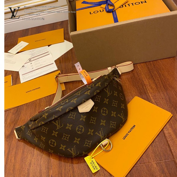 gucciaaa-38694-gallery-75702-5344d9a2891baf41 心意之選|M43644 男女同款胸包腰包|商品實拍視角 04
