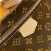 gucciaaa-38694-gallery-75705-57e86f6fea661105 心意之選|M43644 男女同款胸包腰包|送禮情境實拍視角