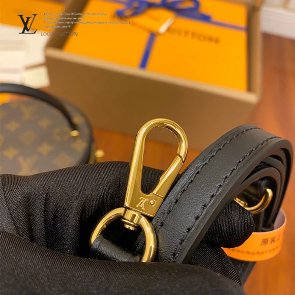 gucciaaa-38695-gallery-75721-b697e40c5cfb33bb 心意之選|M43986 圓桶化妝包|商品實拍視角 09