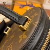 gucciaaa-38695-gallery-75724-9d54c5689aead360 心意之選|M43986 圓桶化妝包|商品實拍視角 12