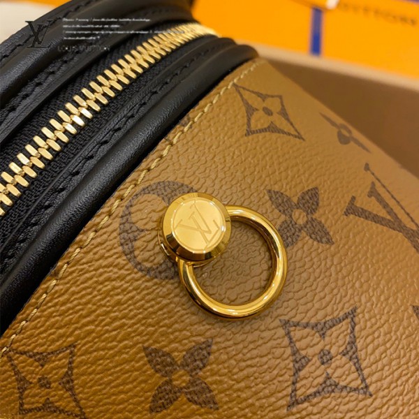 gucciaaa-38695-gallery-75727-43c91987c6839cbe 心意之選|M43986 圓桶化妝包|商品實拍視角 15