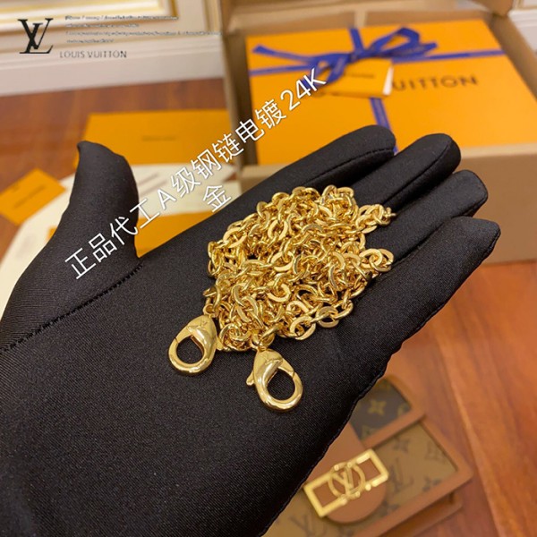 gucciaaa-38697-gallery-75754-9d1a1c9dce81234f 心意之選|M68746 小號達芙妮郵差包|商品實拍視角 12