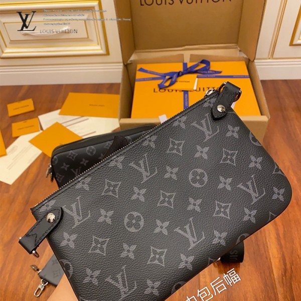 gucciaaa-38706-gallery-75858-a326cd9f880d9ebb 心意之選|M69443 男士三合一郵差包|商品實拍視角 08