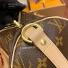 gucciaaa-38710-gallery-75909-0d47d0b46b3f5dcc 心意之選|M41112 SPEEDY 30枕頭包|商品實拍視角 03