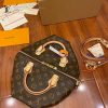 gucciaaa-38710-gallery-75919-bb63bc7edb6f8490 心意之選|M41112 SPEEDY 30枕頭包|商品實拍視角 12
