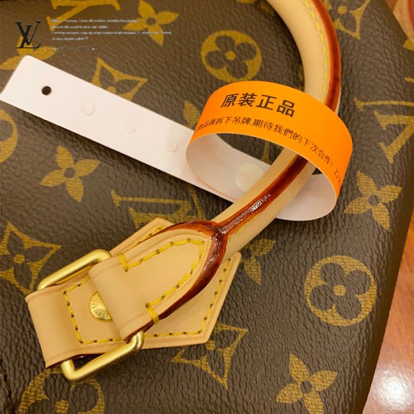 gucciaaa-38710-gallery-75923-b9348f2307c51fdc 心意之選|M41112 SPEEDY 30枕頭包|商品實拍視角 16