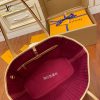 gucciaaa-38712-gallery-75949-a03fbb4e188988c4 心意之選|M41178 NEVERFULL 購物袋|使用場景與整體比例