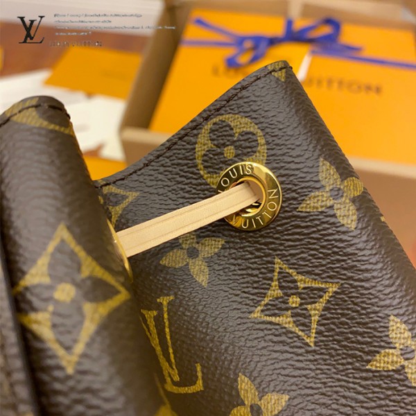 gucciaaa-38714-gallery-75981-4b4f496051a609ea 心意之選|M43431 雙肩包|商品實拍視角 13