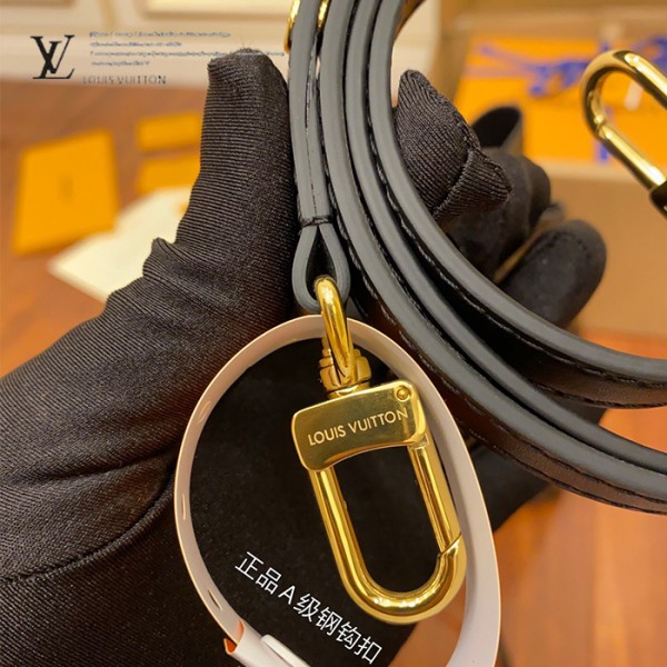 gucciaaa-38715-gallery-76004-eb90c9c0dbf577ed 心意之選|M44020 女士NOE水桶包|商品實拍視角 12