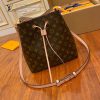 gucciaaa-38717-gallery-76022-a9d5f19938084fa2 心意之選|精選 M44022 水桶包|商品實拍視角 08