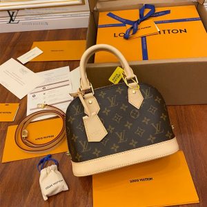 gucciaaa-38719-gallery-76038-bf137fa89b6a8788 M53152 LV正品級ALMA bb 貝殼包