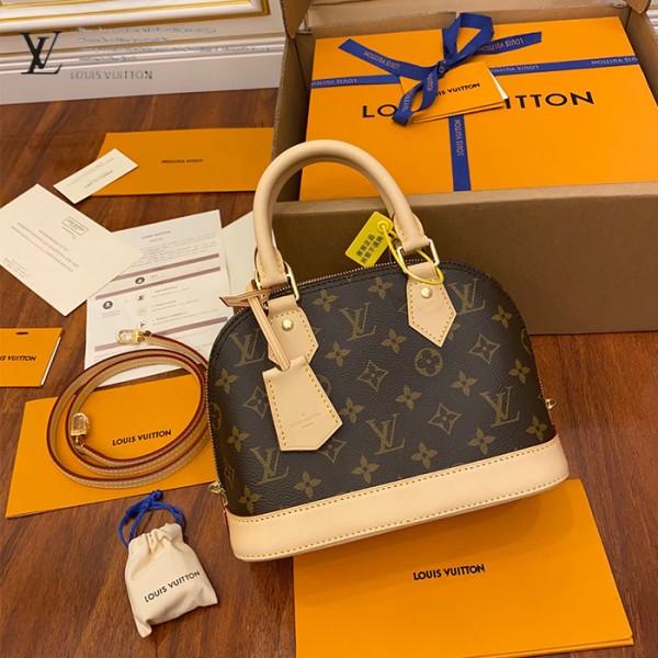 gucciaaa-38719-gallery-76038-bf137fa89b6a8788 心意之選|M53152 ALMA bb 貝殼包|包款全貌與整體比例