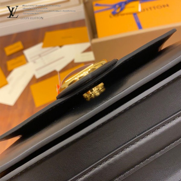 gucciaaa-38720-gallery-76058-618b46a113309d1f 心意之選|M55948 女士郵差包|商品實拍視角 14