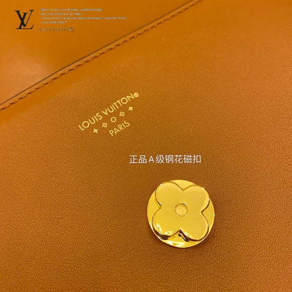 gucciaaa-38723-gallery-76112-2eef7f010fe1023e M55952 LV正品級女士郵差包
